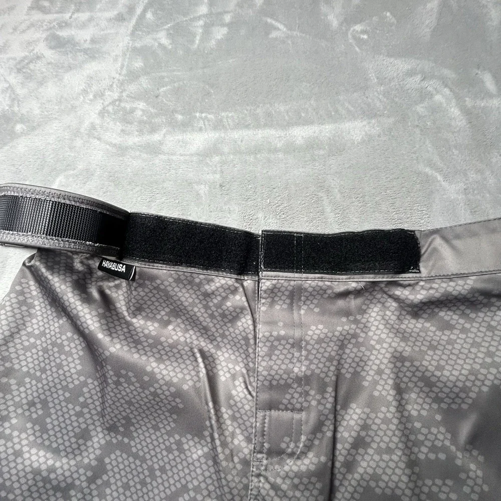 Hayabusa Hex Mid Thigh Fight Shorts Mens XL Gray MMA Training Athletic NWT